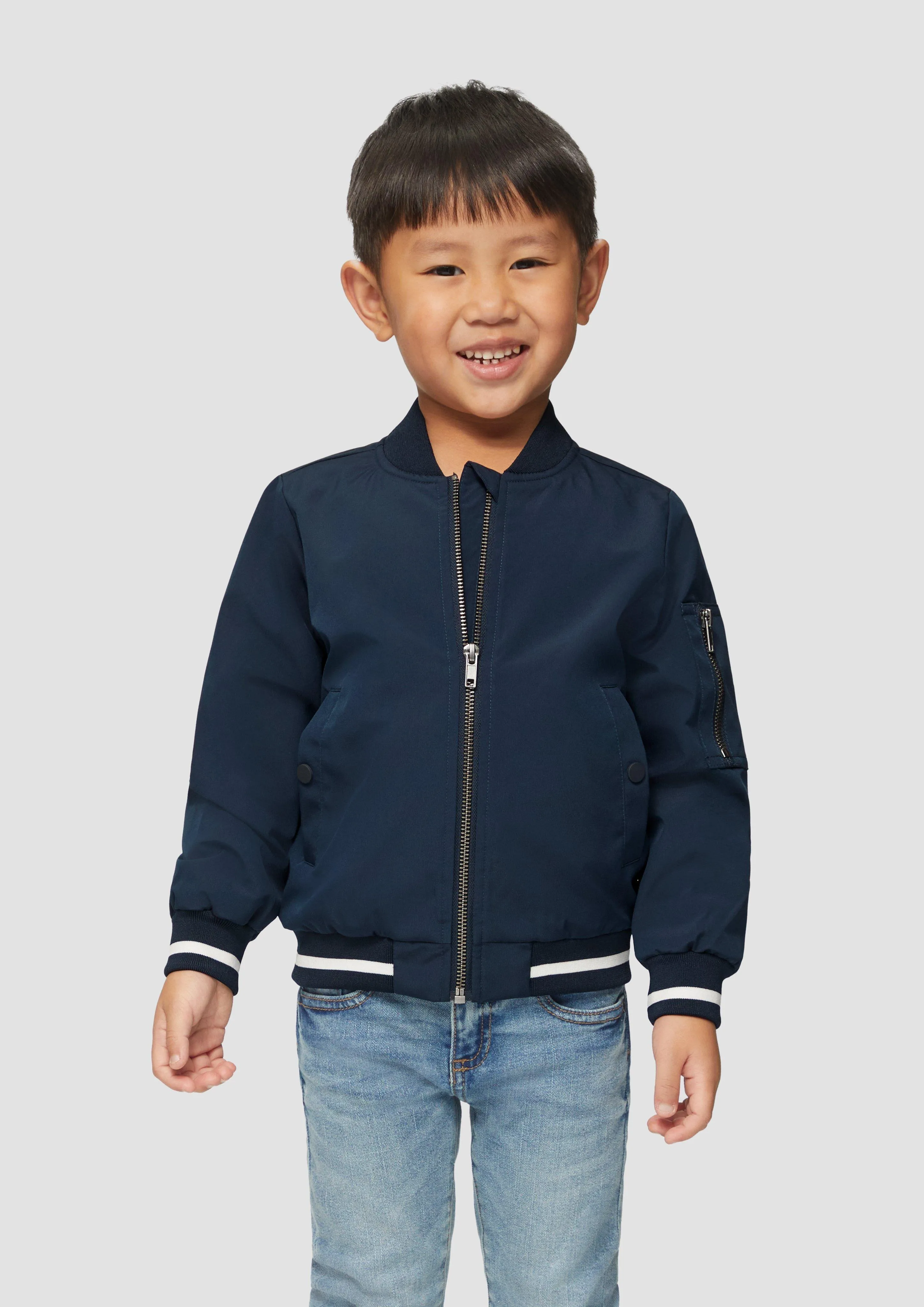 Blouson à fermeture zippée et détails contrastants