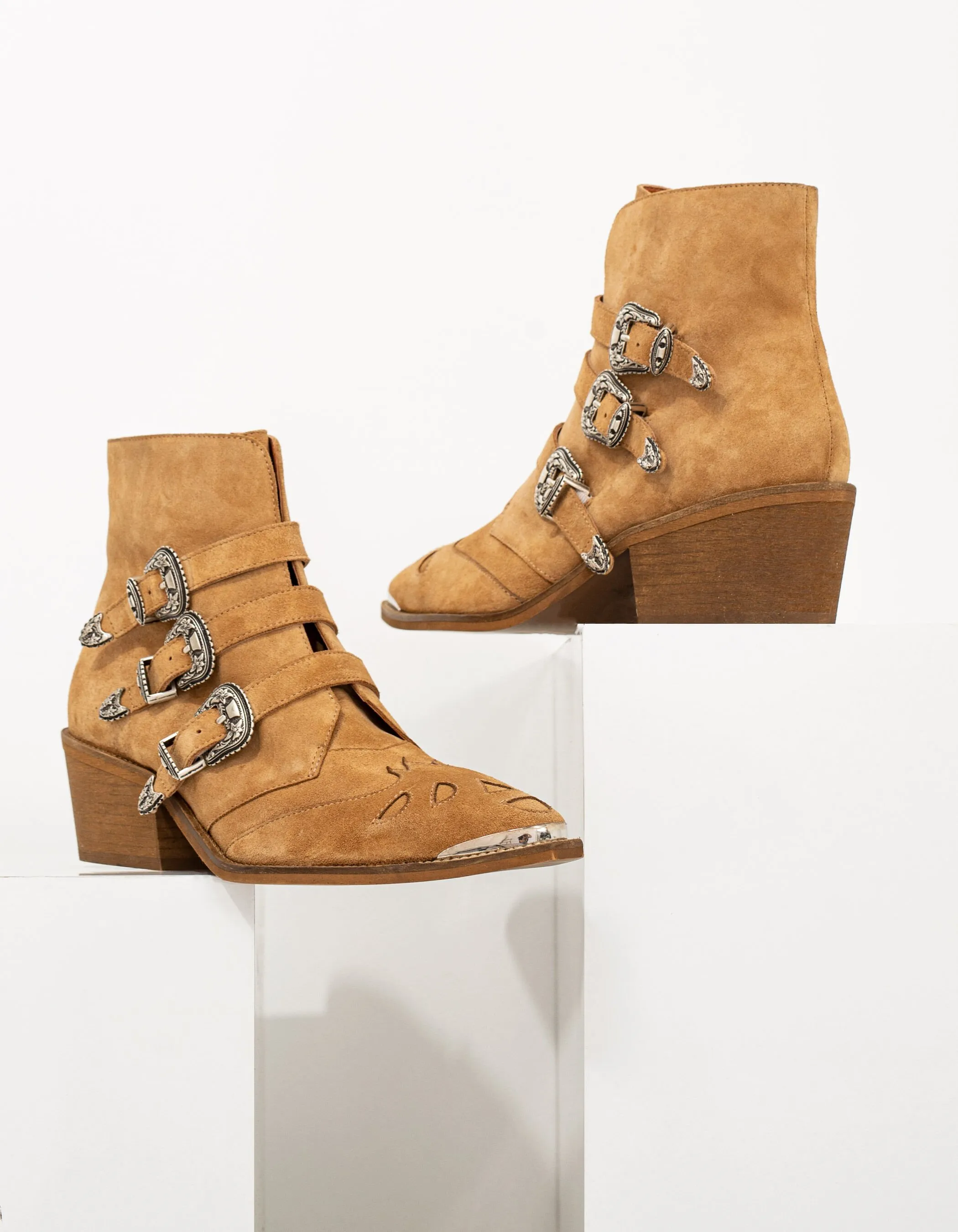 Boots en cuir suédé camel 3 boucles western femme