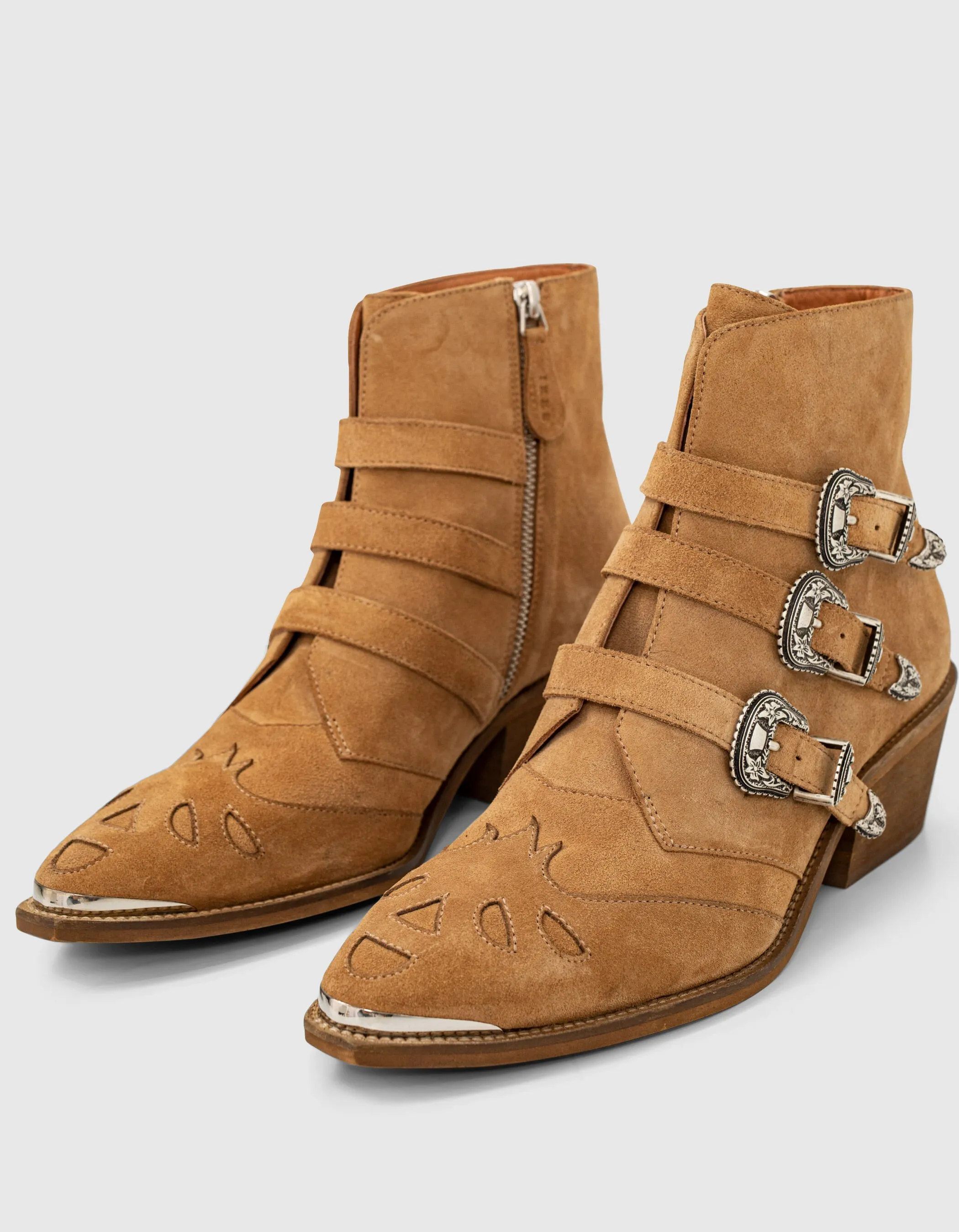 Boots en cuir suédé camel 3 boucles western femme