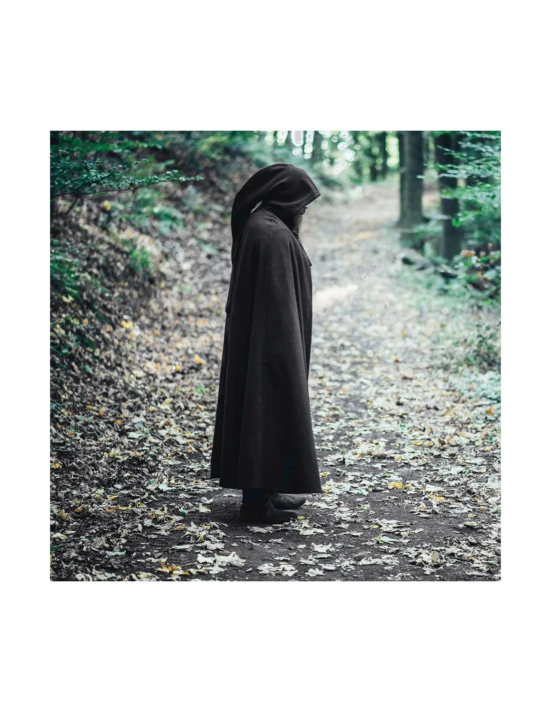 Cape médiévale longue modèle Raik, noire 160 cm. ⚔️ Boutique Épées