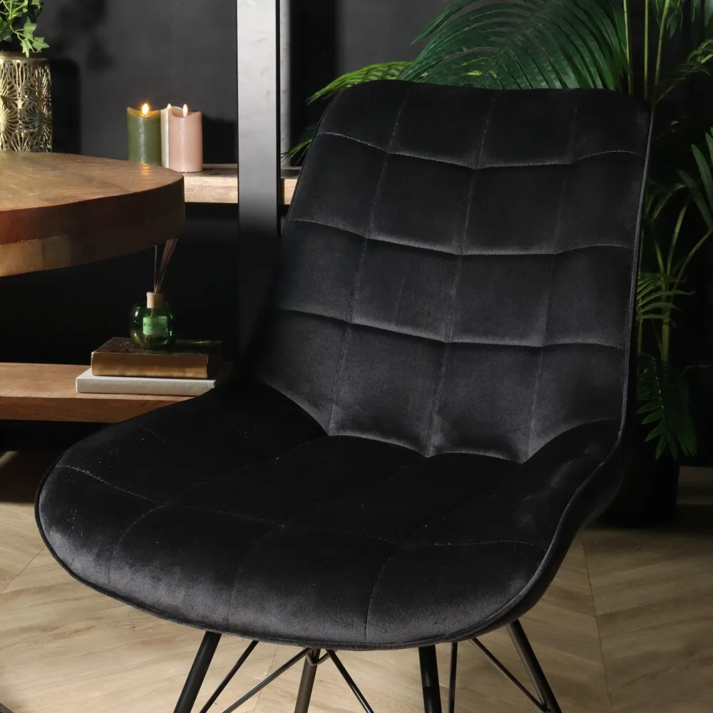 Chaise de salle à manger industrielle en velours noir Lux