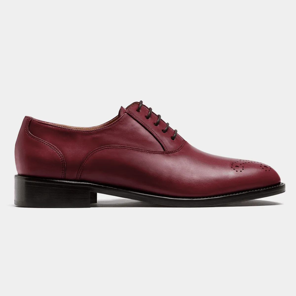 Chaussures Richelieu en cuir bordeaux et noir