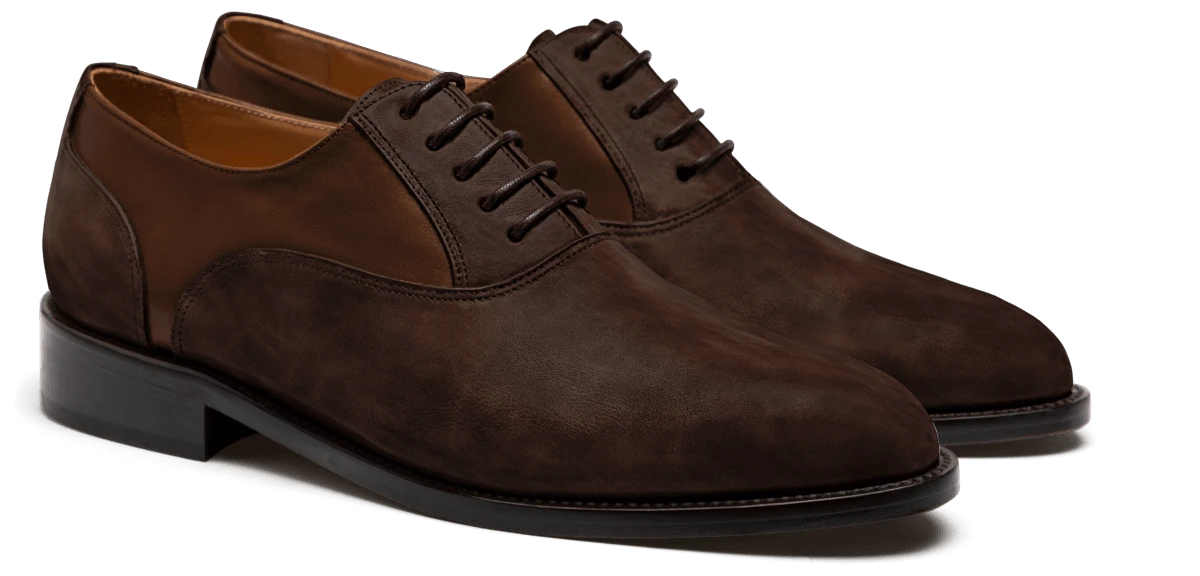 Chaussures Richelieu en cuir ciré et cuir marron