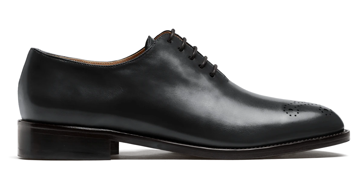 Chaussures Richelieu whole-cut en cuir noir