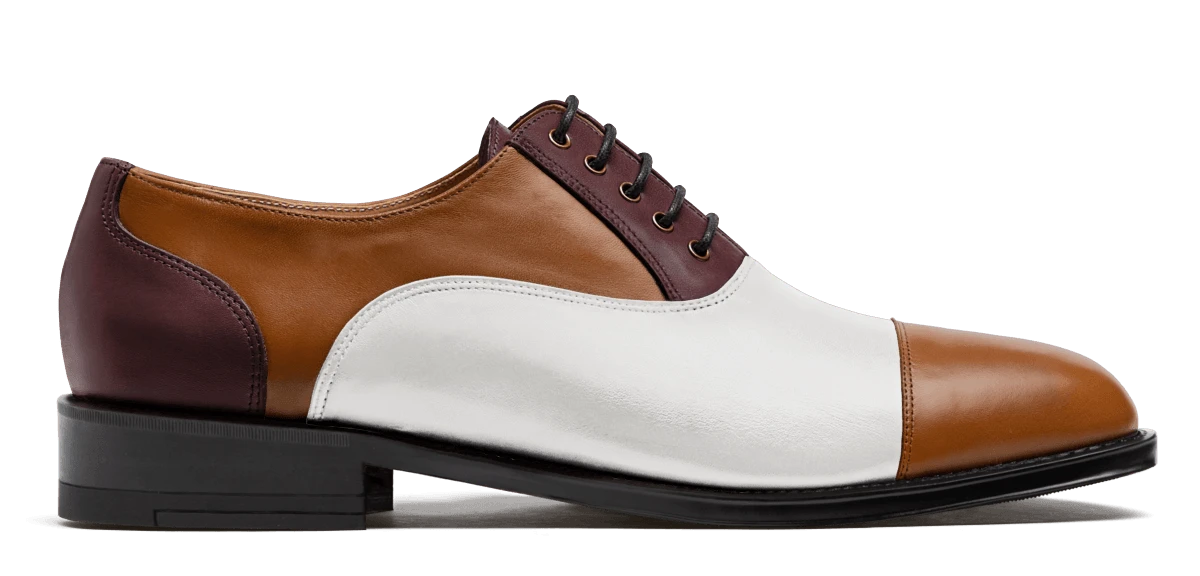 Chaussures Richelieu à bout droit en cuir blanc, marron et bordeaux