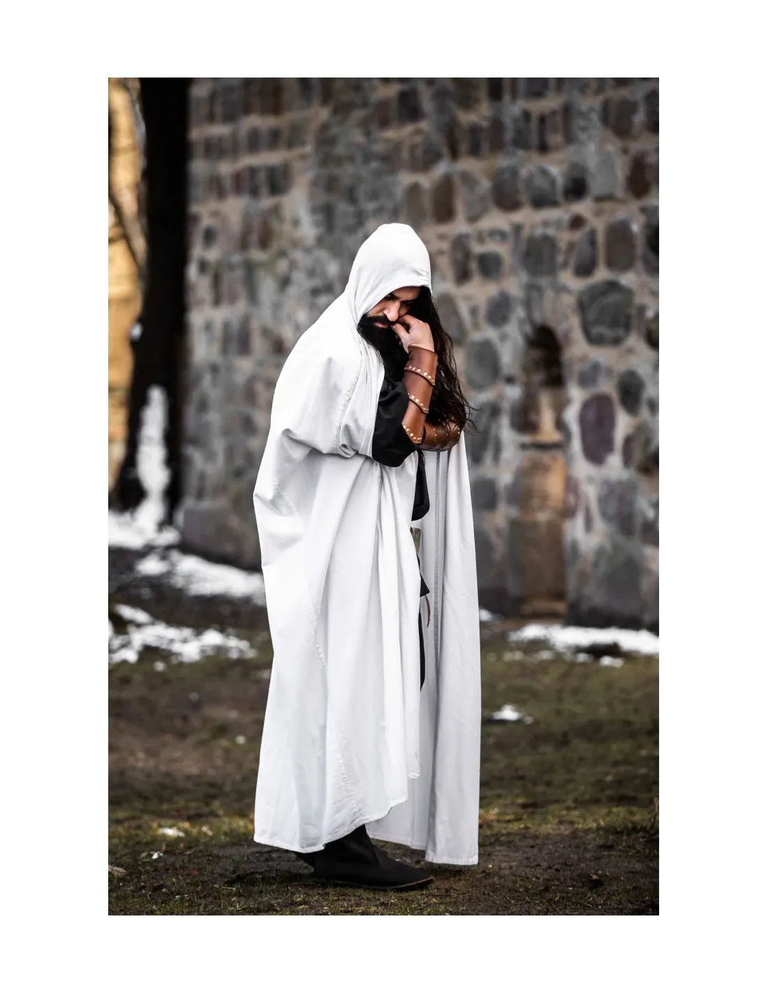 Longue cape médiévale blanche, modèle Gunnar ⚔️ Boutique Épées