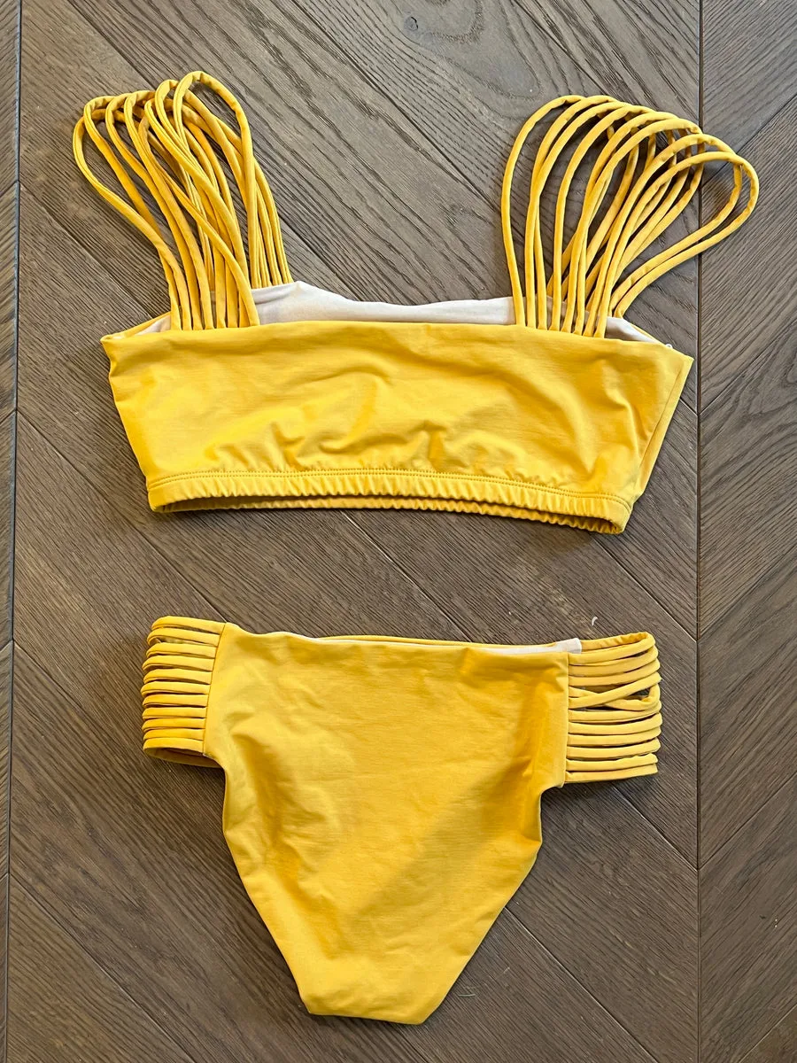 Marine Lorphelin Maillot de bain Maio jaune safran