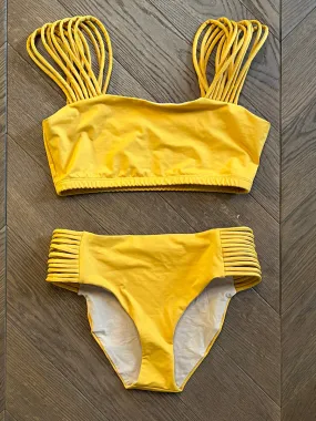 Marine Lorphelin Maillot de bain Maio jaune safran