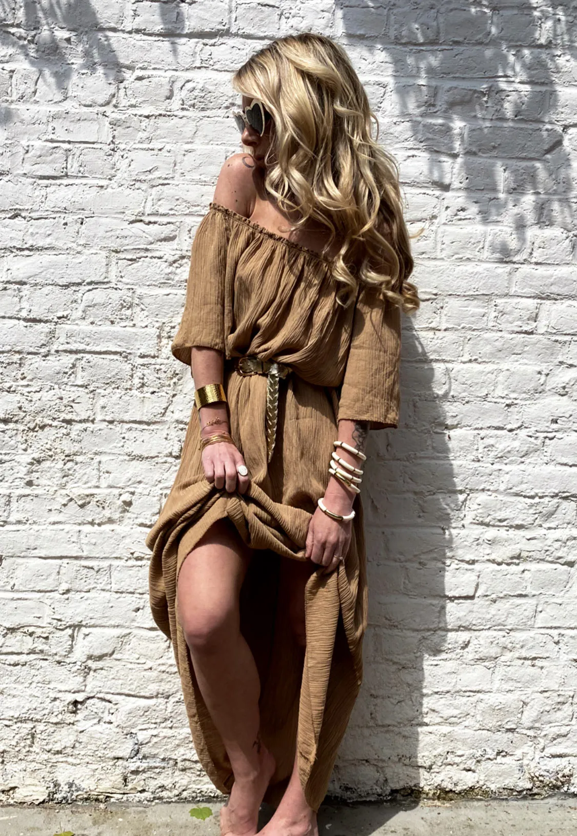 Robe camel longue col bardot