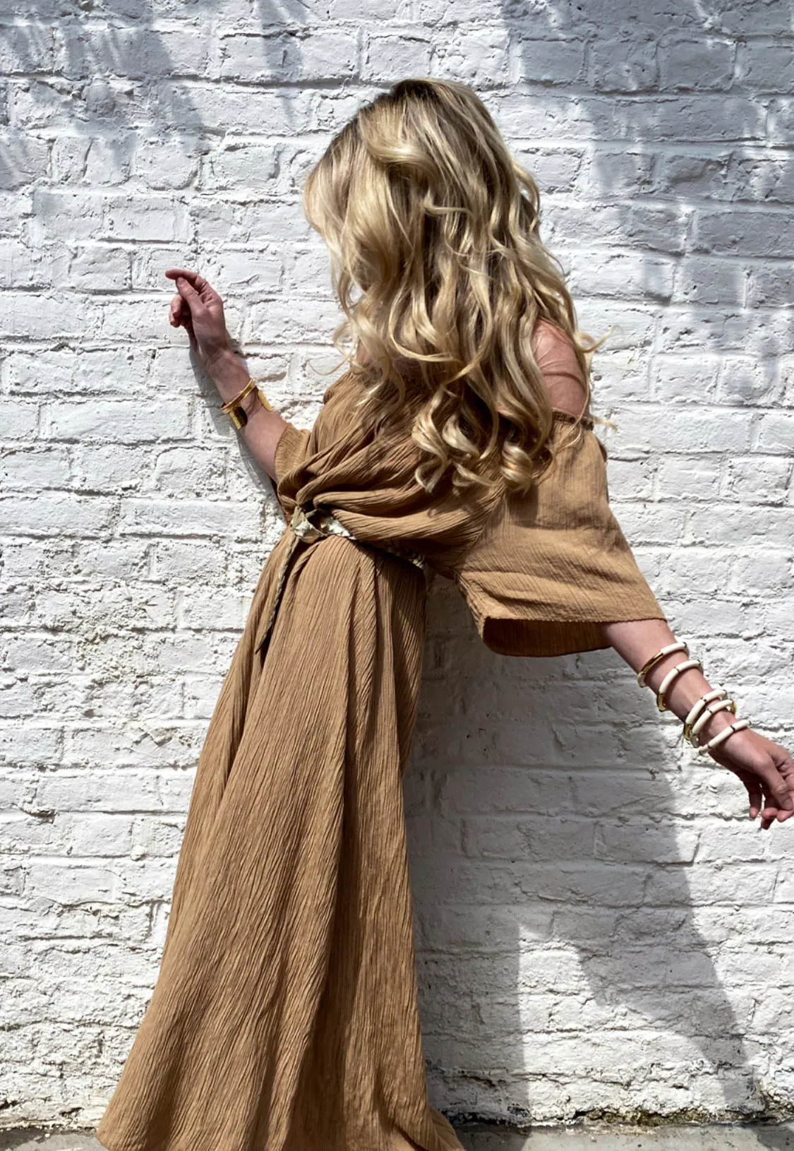 Robe camel longue col bardot