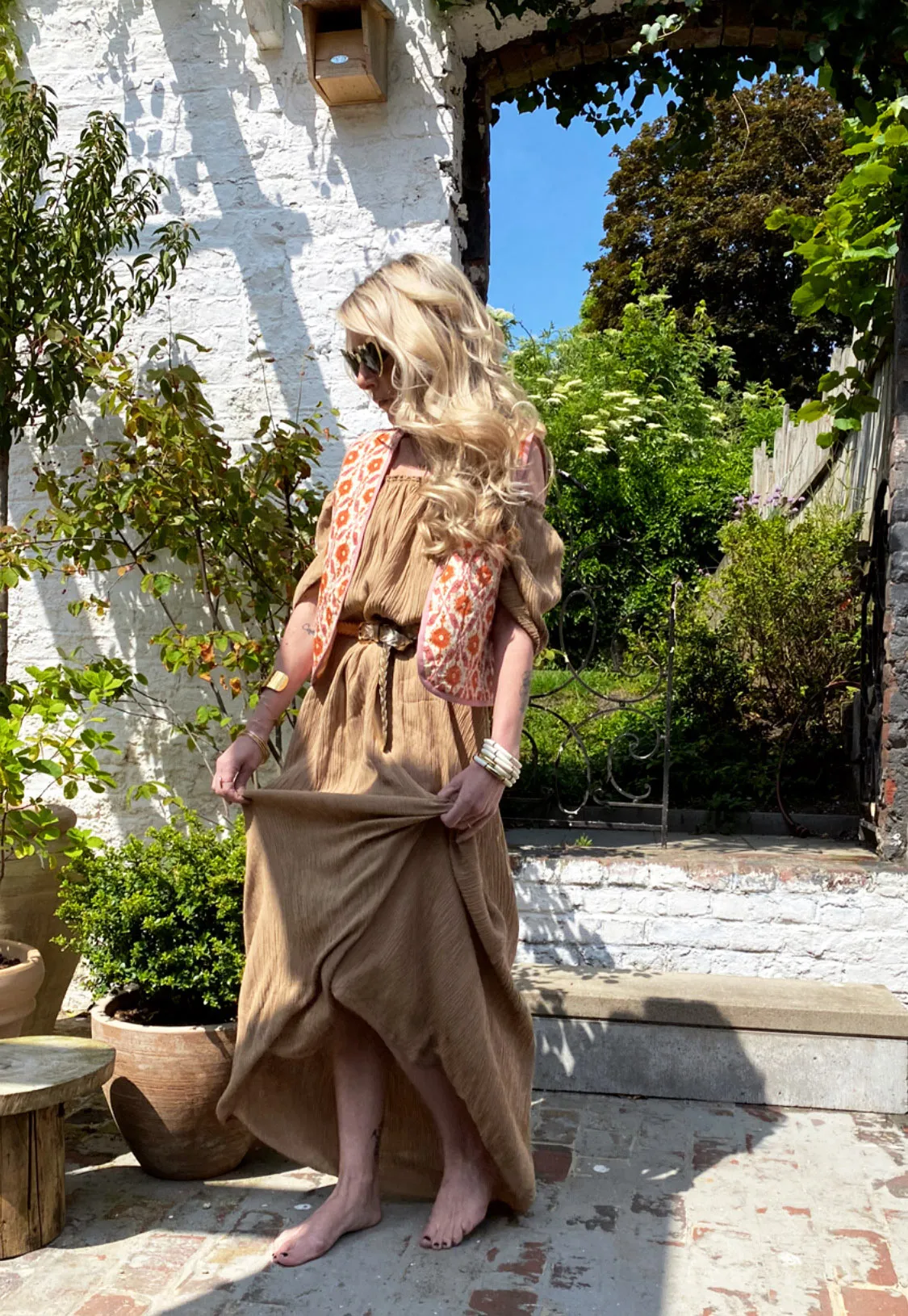 Robe camel longue col bardot