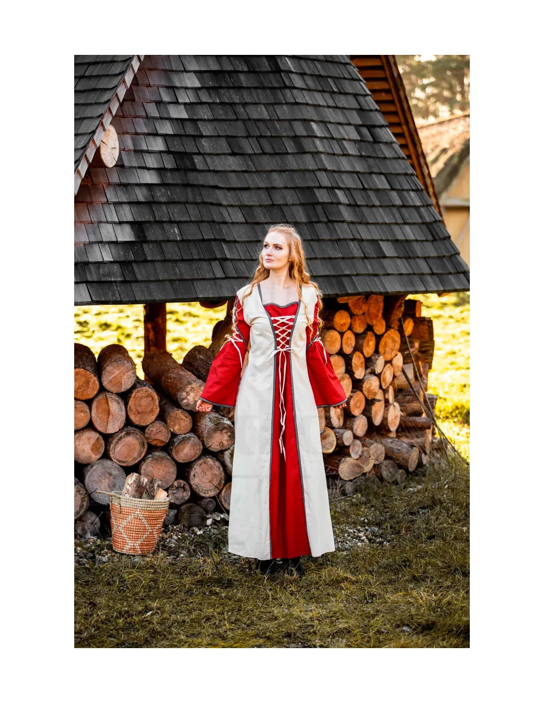 Robe médiévale modèle Amalia, Naturel-Rouge ⚔️ Boutique Épées