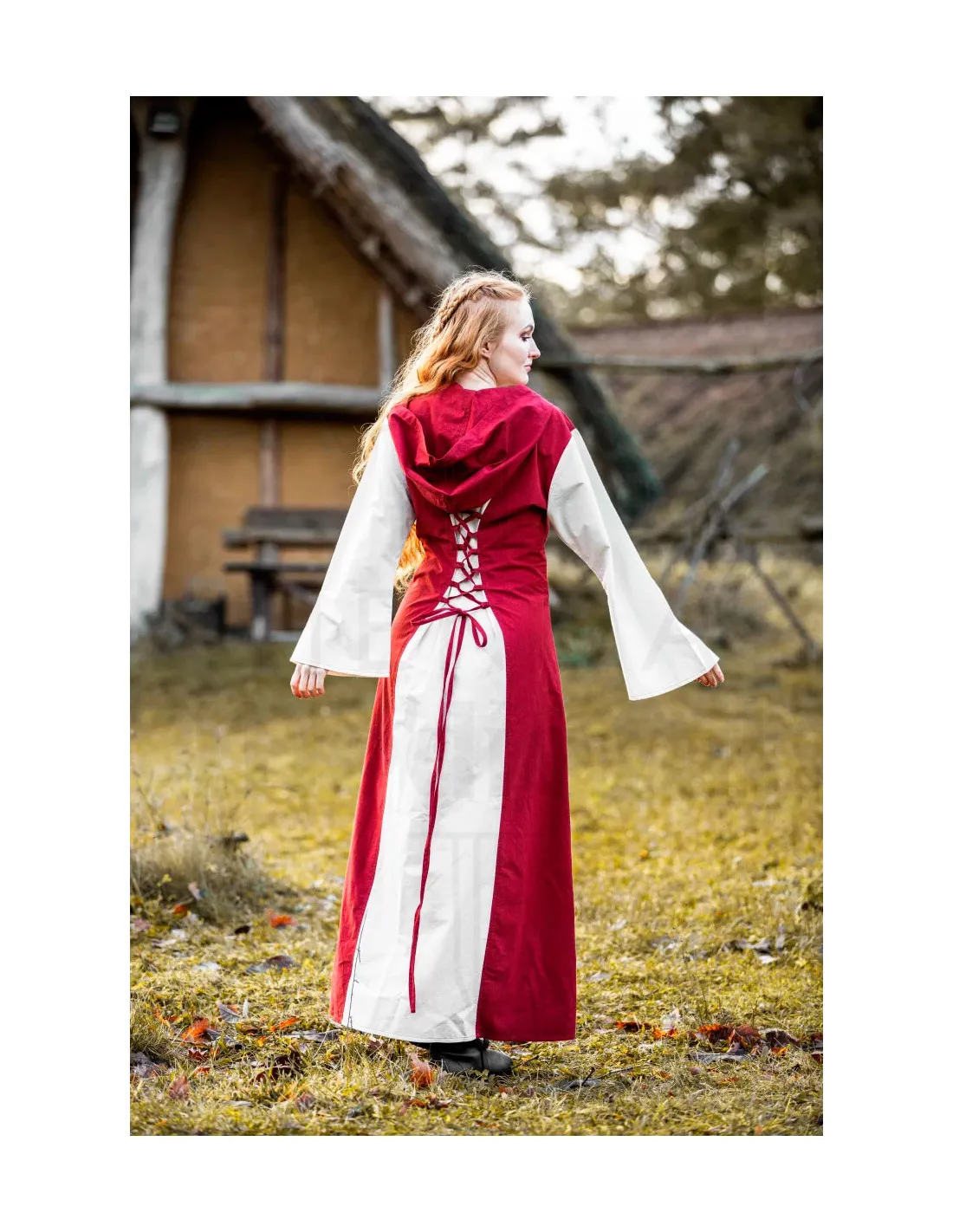 Robe médiévale modèle Genefe, Rouge-Naturel ⚔️ Boutique Épées