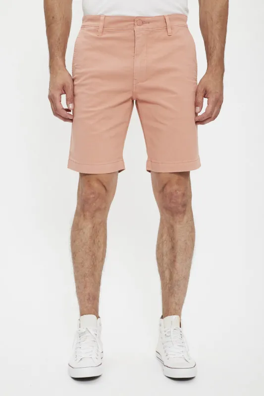 Short chino rose poudré