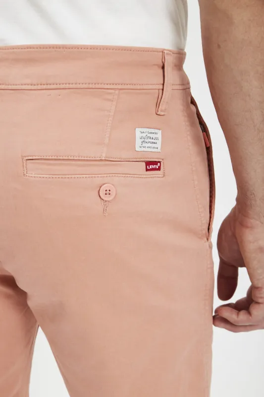 Short chino rose poudré