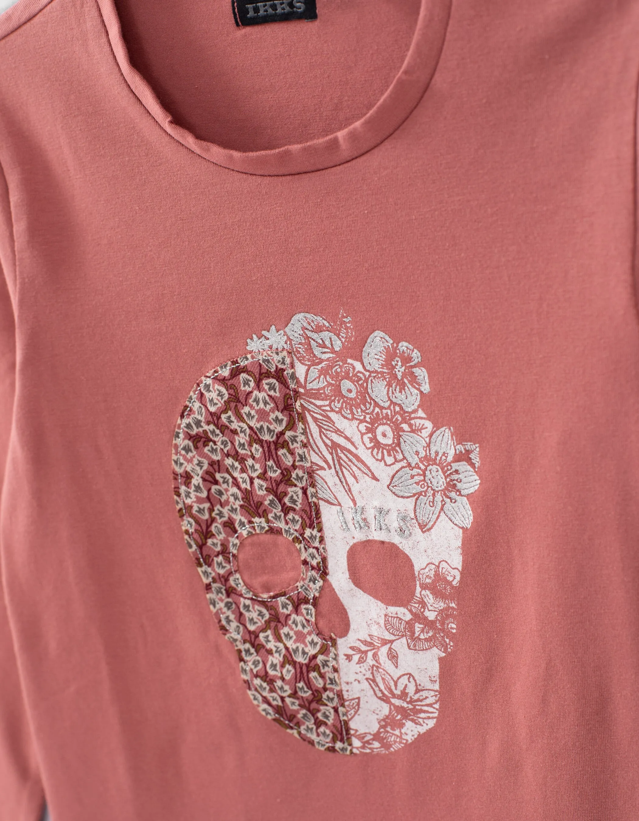 T-shirt bois de rose coton bio visuel tête de mort fille