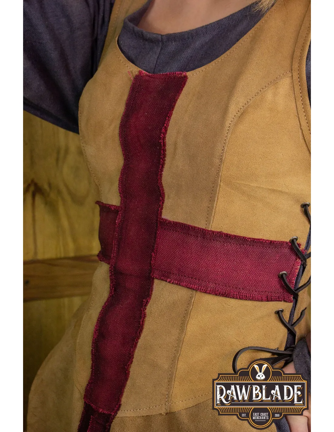 Tabard Croisé Médiéval pour Femme - Marron Clair et Rouge ⚔️ Boutique Épées