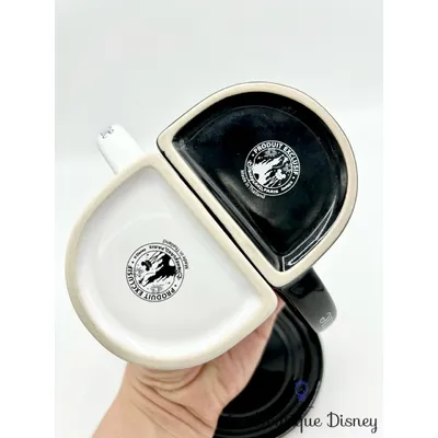 Tasses Duo Alice au pays des Merveilles Disneyland Paris mug Disney paire noir blanc Alice in Wonderland soucoupe