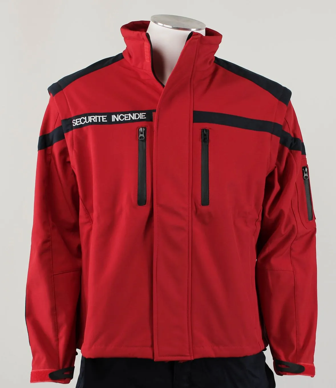 Veste Softshell rouge SSIAP de marque VVS brodé sécurité incendie